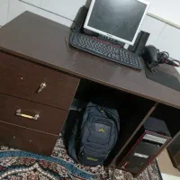 میز کامپیوتر