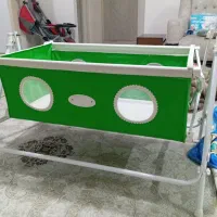 دو عدد گهواره برقی و دستی