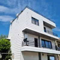 ساحل شخص انزلی