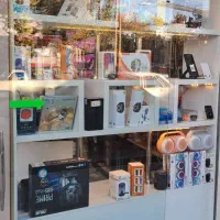 فروش سرقفلی فروشگاه خرید و فروش گوشی ولوازم جانبی|فروش مغازه و غرفه|الشتر, |دیوار