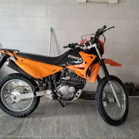 موتورسیکلت تریل روان ۲۰۰