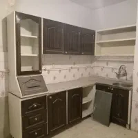کابینت فلزی. سه نیم متر بالا و پایین