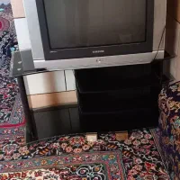 تلویزیون سامسونگ اصلی با میز باهم