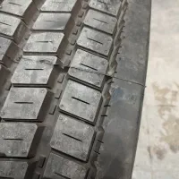 لاستیک‌‌‌تیوپلس‌نیسان‌خاوری‌ایسوزو۲۱۵.۲۳۵