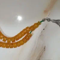 تسبیح کهربا بودار رگه دار