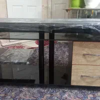 میز تلویزیون شیشه ای کشو دار