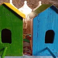 لانه پرنده چوبی