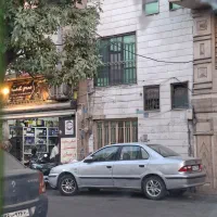 ملک کلنگی در دوطبقه