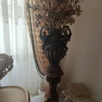 گل به همراه گلدان