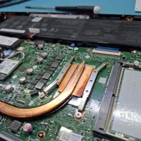 تعمیرات تخصصی لپ تاپ و کنسول بازی با گارانتی