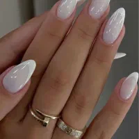 اموزش کاشت ناخن بصورت حرفه‌ای