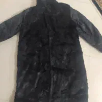 تعدادی کاپشن و پالتو گرم