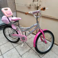 میز تلوزیون ویک دستگاه دوچرخه۲۰