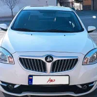 برلیانس ۳۳۰ موتور۱۶۵۰ اتومات مدل ۱۴۰۰