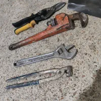 آچار فرانسه،لوله گیر، پیچ گوشتی، ماله، چکش