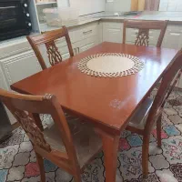 میز غذاخوری و صندلی