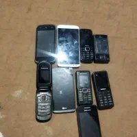 تعدادی گوشی