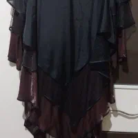 دو عدد مانتو|لباس|میانه, |دیوار