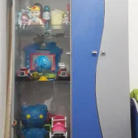 تخت و کمد کودک با میز تحریر|تخت و صندلی بچه|پارسآباد, |دیوار