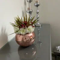 گلدان با گل