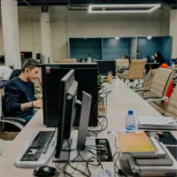 اجاره فضای کار اشتراکی و دفتر کار