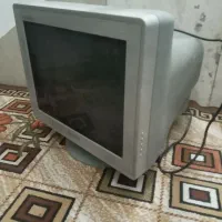 ۲عدد مانیتور کارکرده