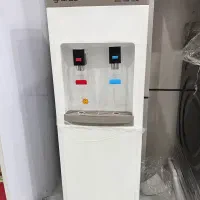 آبسردکن گراتوس ایستاده