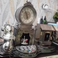 ساعت و تلفن موزیکال نوستالژیک طرح برنجی