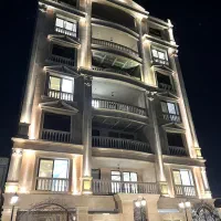 آپارتمان ۱۴۰ متری نوساز در بنیاد علوی