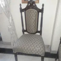 ۴ عدد صندلی