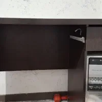 میز کامپیوتر|میز تحریر و کامپیوتر|صدرا-فارس, فاز ۲|دیوار