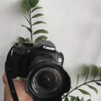 دوربین عکاسی  دست دو کارکرد زیاد نداشتم نو نو