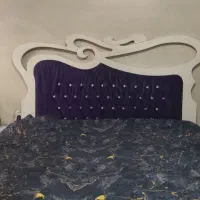 تخت دونفره به همراه دو پاتختی