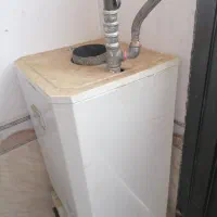 آبگرمکن گازی دیواری مخزنی در زرقان