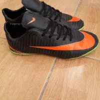 کتونی سالنی بچه‌گانه