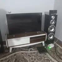 ال ای دی  هوشمند ۴۸ اینچ TCL منحنی همراه میز|تلویزیون و پروژکتور|کرمانشاه, |دیوار