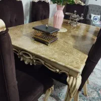 میز غذا خوری 6 نفره کاملا سالم اصلا استفاده نشده