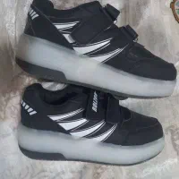 کفش چرخ دار دخترانه همراه با شارژ وسیم رابط|کیف، کفش، کمربند|جم, |دیوار