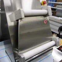 خریدار میکسر خمیرگیر و خمیر پهن کن و کالباسبر