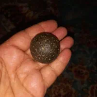سلام. یک ساعت دیواری ژاپنی ویک سنگ گرد قدیمی