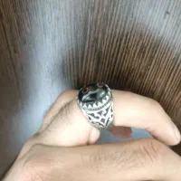 انگشتر نقره با سنگ سه چشم