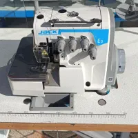 E3جک چهارنخ ۲عدد موجود درحدنو فروشگاه اکبری
