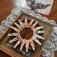 سنجاق سر گلدوزی شده (هنرِ دستساز)