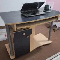 میز کامپیوتر