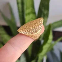 انگشتر و مدال طلا