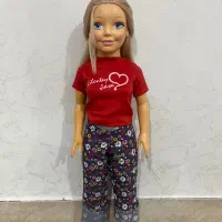 عروسک دخترانه باربی ایستاده|اسباب‌‌بازی|فامنین, |دیوار