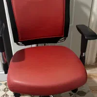 ست میز اداری و صندلی و کتابخوانه