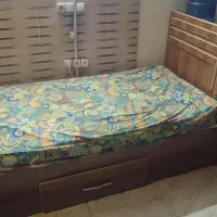 تخت خواب یکنفره