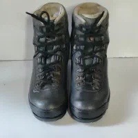 کفش کوهنوردی لوا آلمان سایز 40