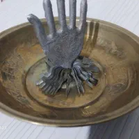 چهل کلید و یک عدد انبر و سطل برنجی